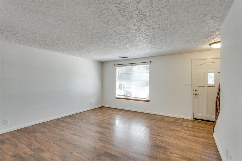 1533 Canterbury Street Property Photo 8