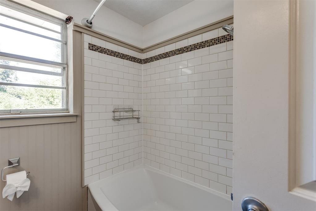 1533 Canterbury Street Property Photo 32