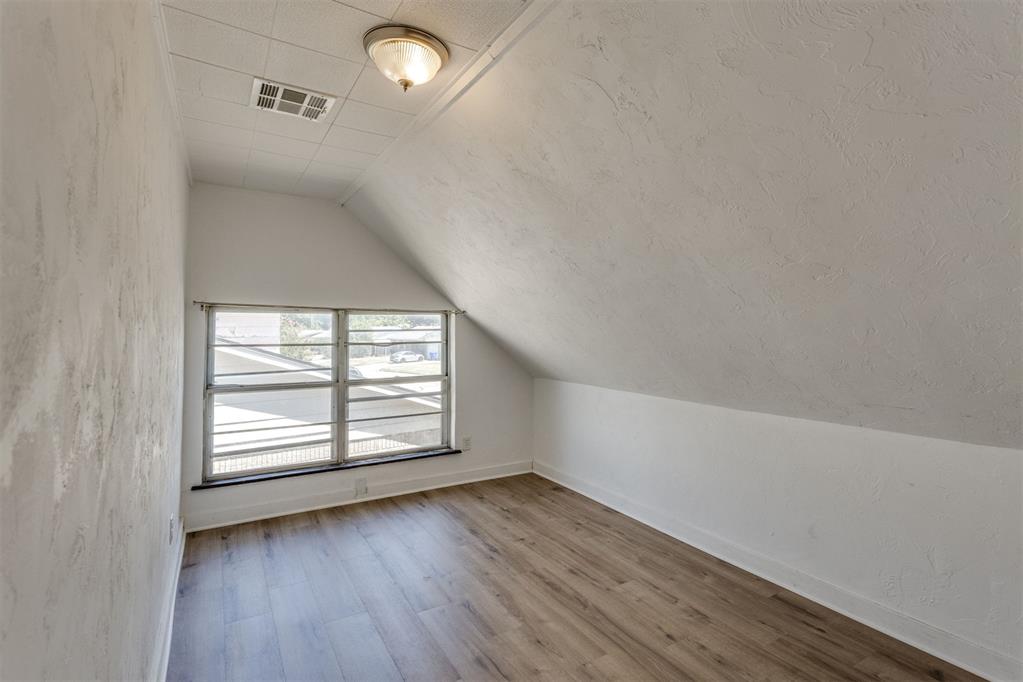 1533 Canterbury Street Property Photo 38