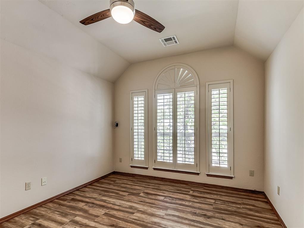 4510 Harrogate Drive Property Photo 36