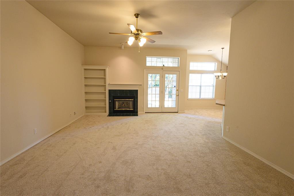 12612 Springwood Drive Property Photo 7