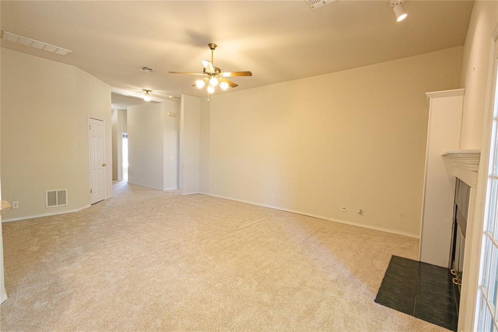 12612 Springwood Drive Property Photo 9