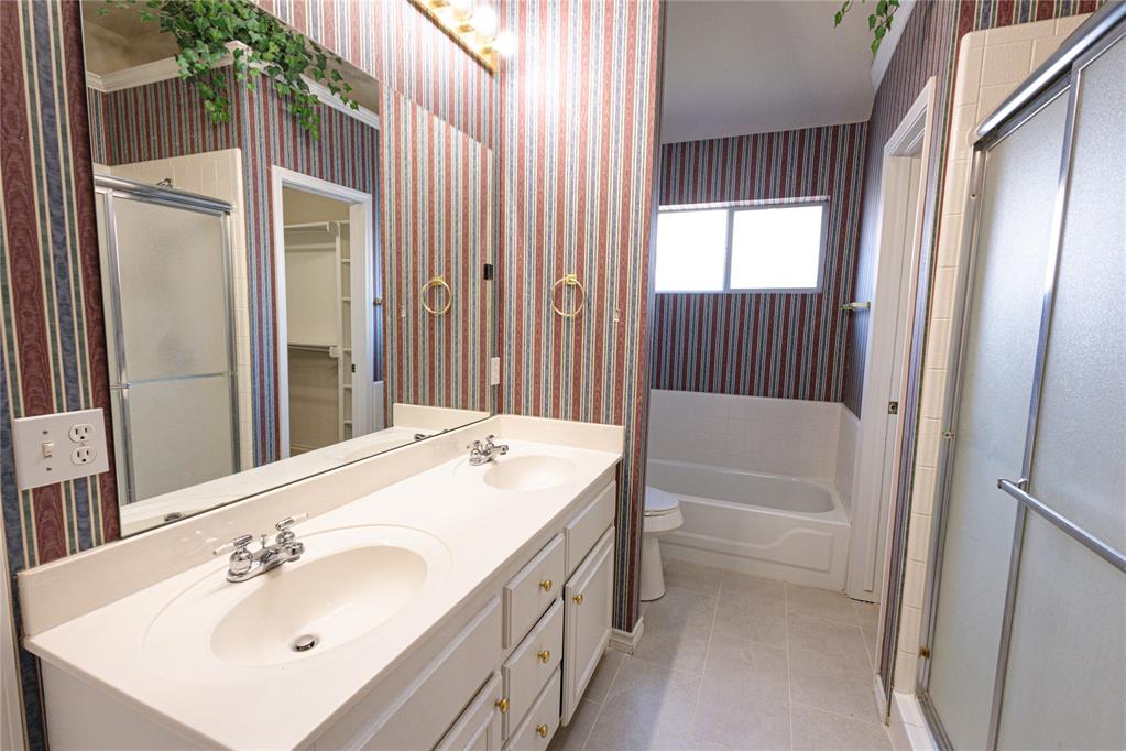 12612 Springwood Drive Property Photo 13