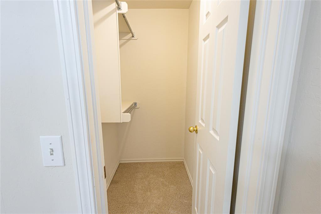 12612 Springwood Drive Property Photo 20