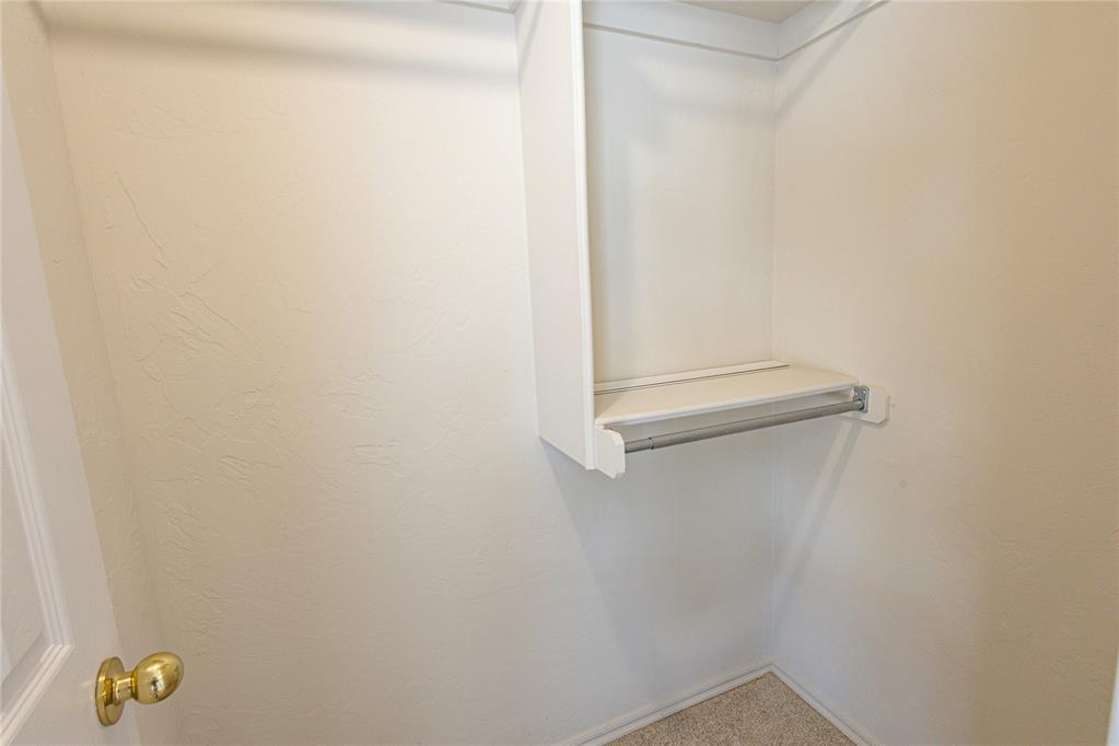 12612 Springwood Drive Property Photo 24