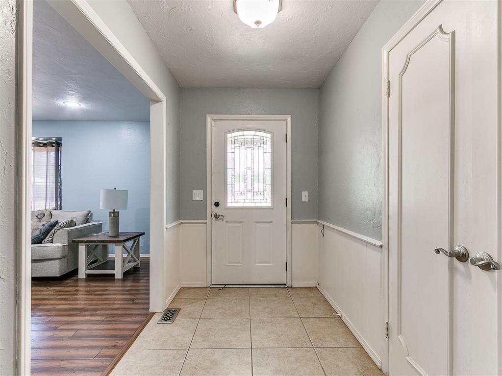 2318 Nw 43rd Street Property Photo 5
