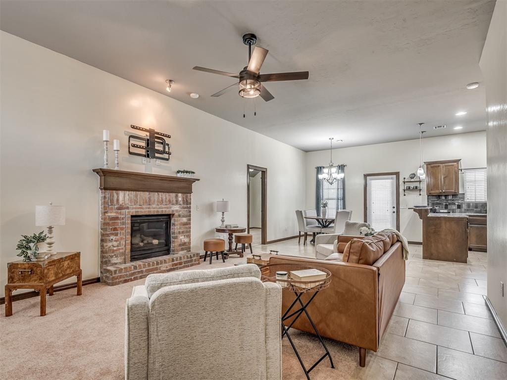 4017 Acoma Drive Property Photo 4