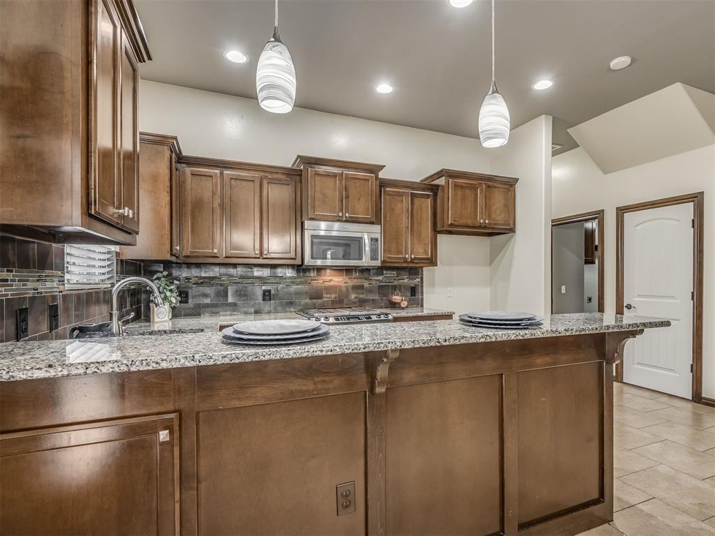4017 Acoma Drive Property Photo 11