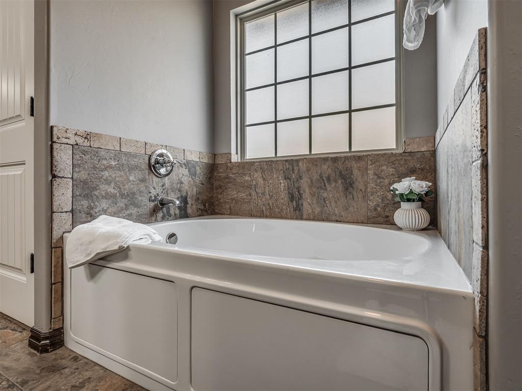 4017 Acoma Drive Property Photo 23