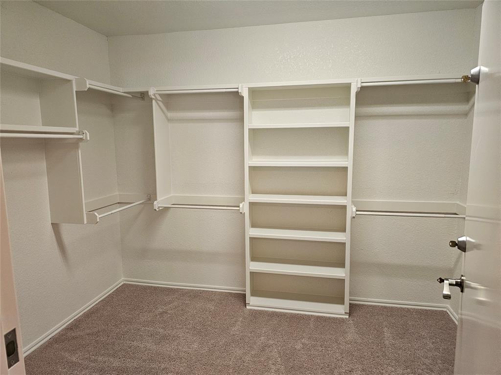 1006 Mills Street Property Photo 21