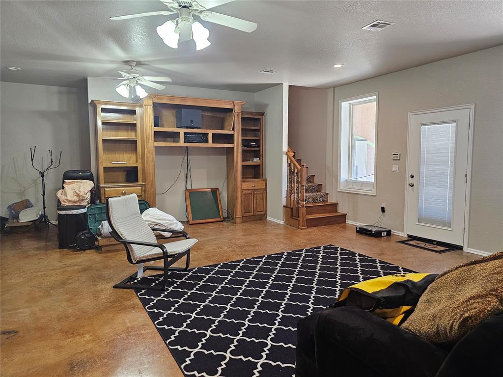 1006 Mills Street Property Photo 22
