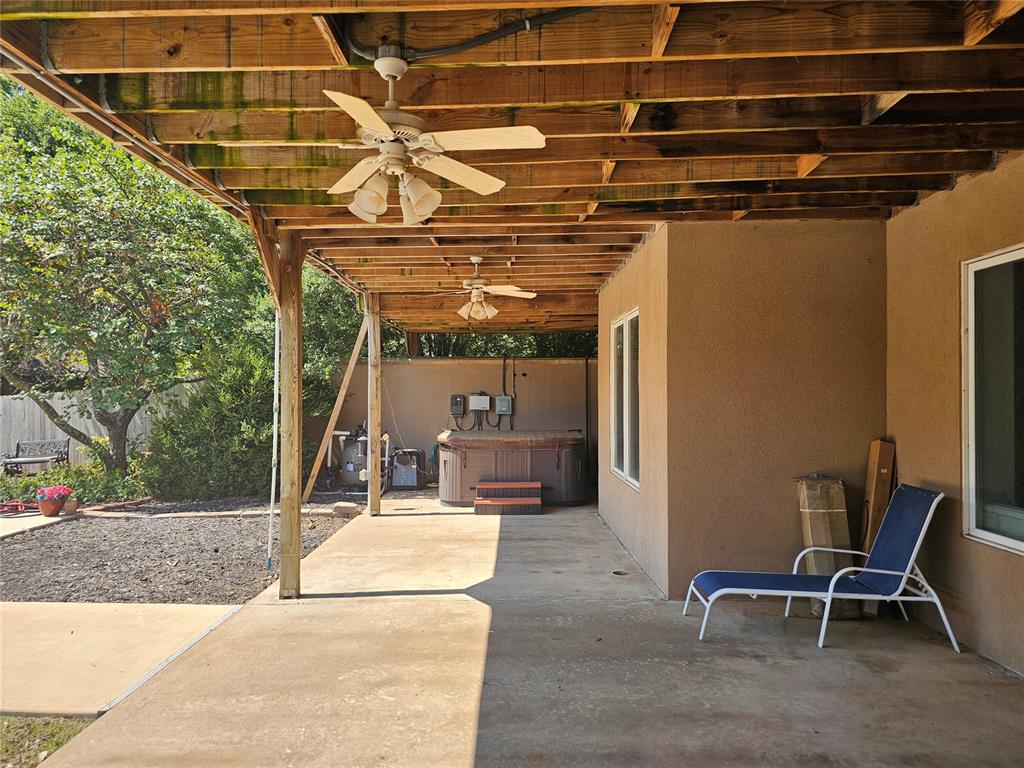1006 Mills Street Property Photo 31