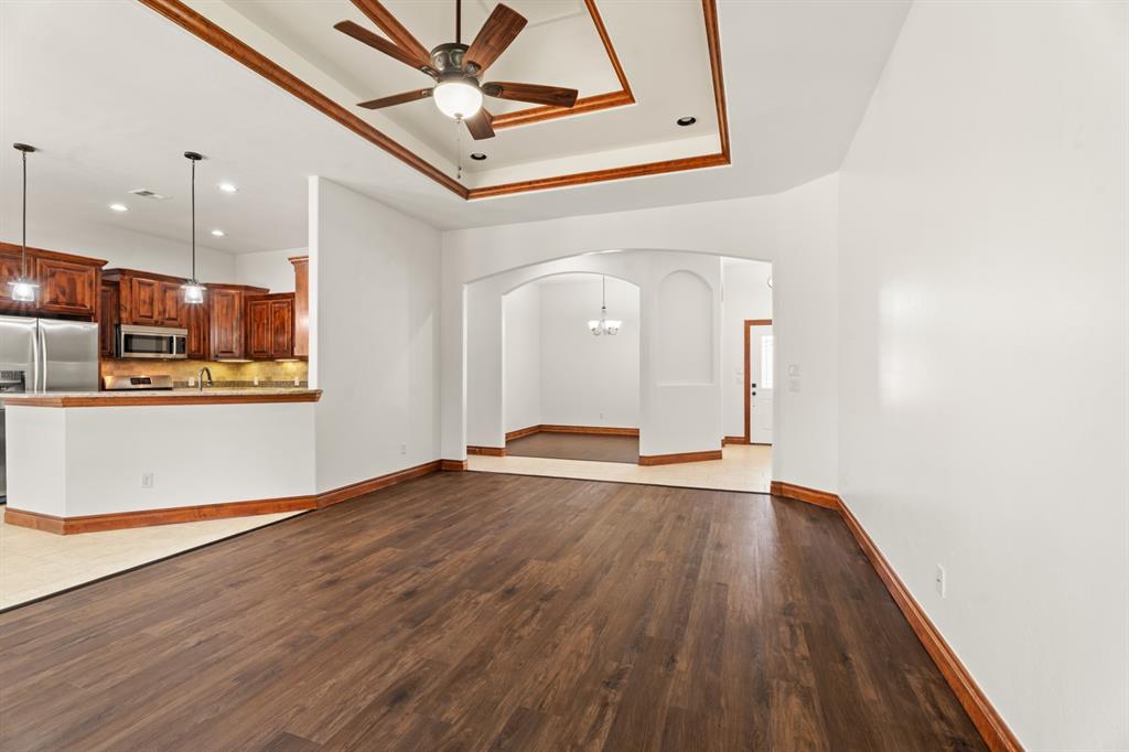 5809 Creekmore Drive Property Photo 17
