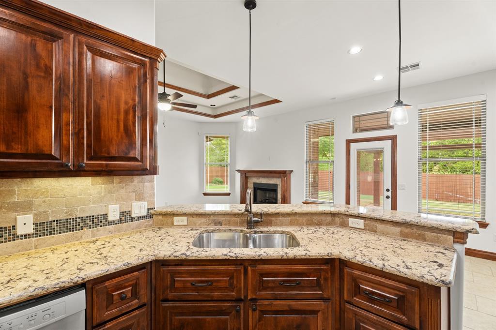 5809 Creekmore Drive Property Photo 19