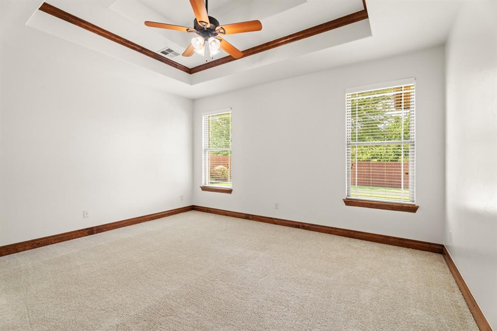 5809 Creekmore Drive Property Photo 28
