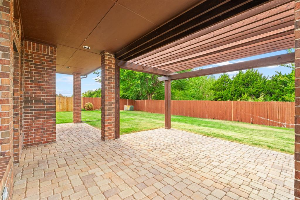 5809 Creekmore Drive Property Photo 38
