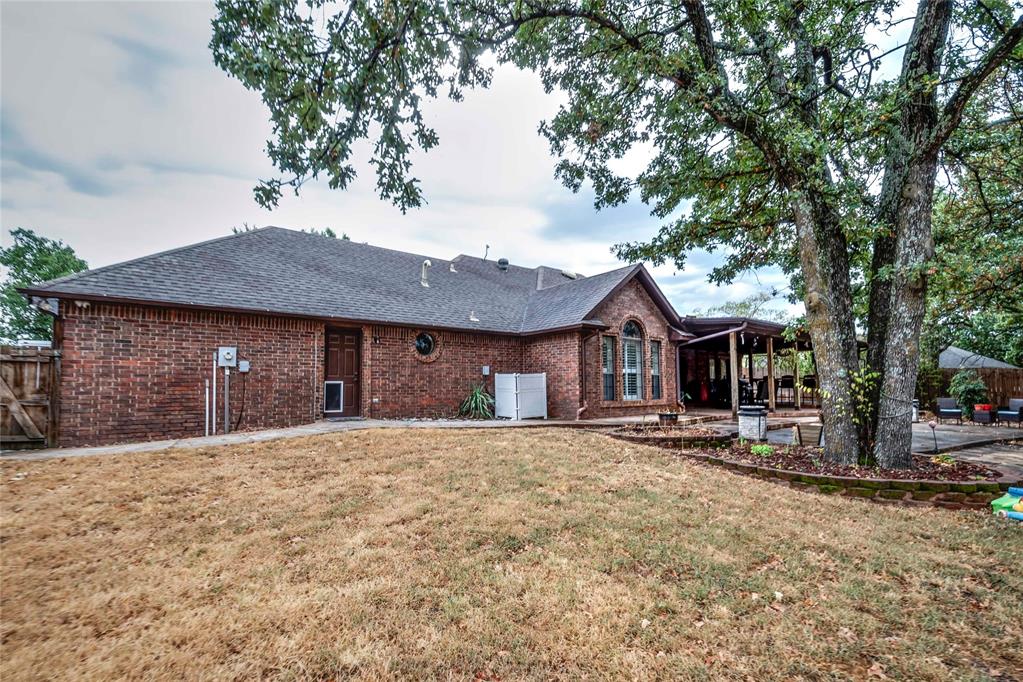 870943 S Twin Lakes Road Property Photo 3