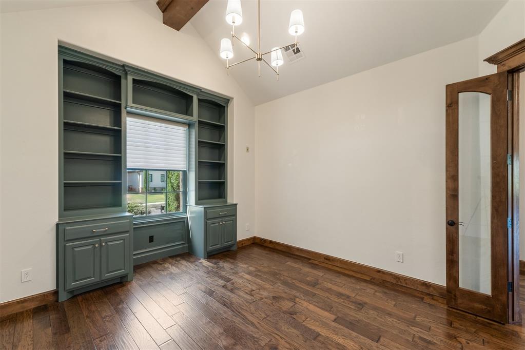 16816 Little Leaf Lane Property Photo 9