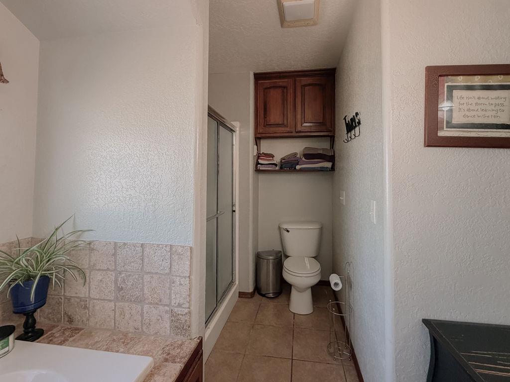 912 Roger Avenue Property Photo 14