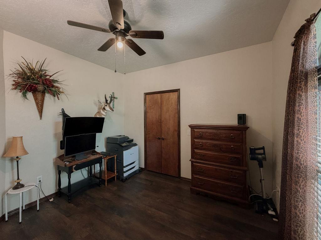 912 Roger Avenue Property Photo 17