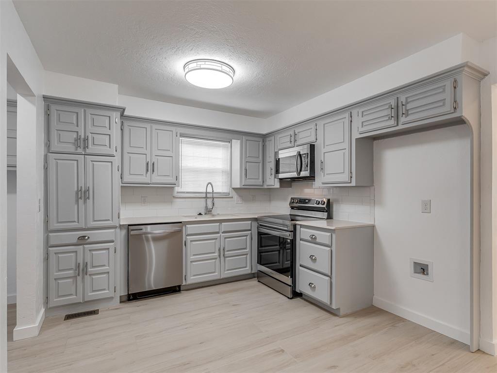 1305 Apollo Road Property Photo 14