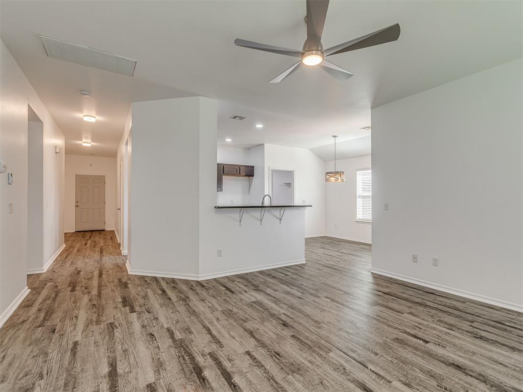 1720 Castle Street Property Photo 10