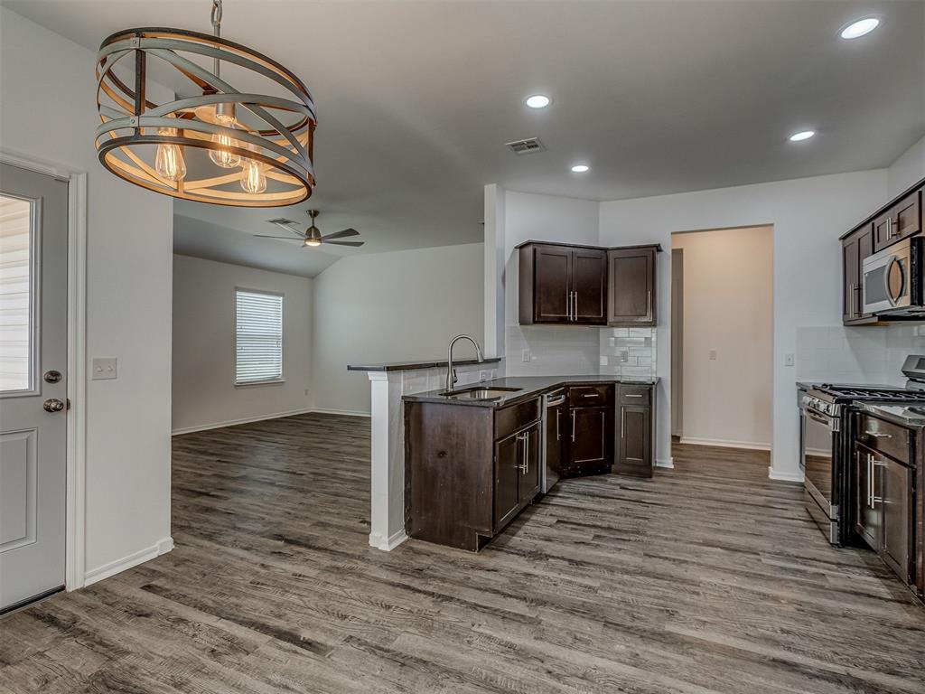 1720 Castle Street Property Photo 20