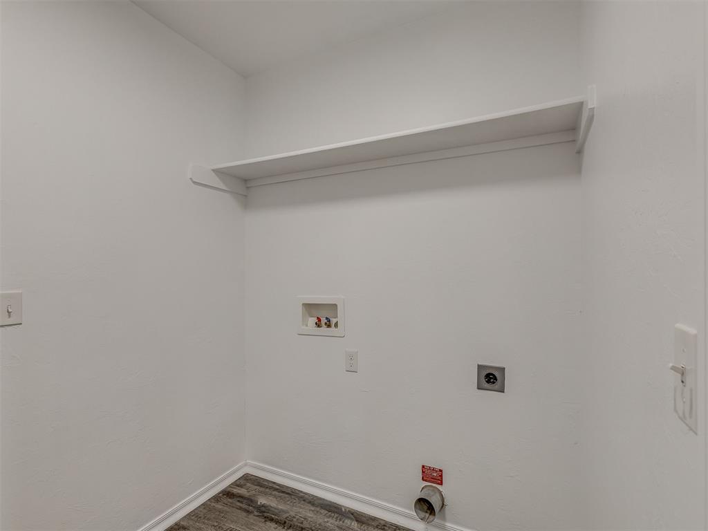 1720 Castle Street Property Photo 38