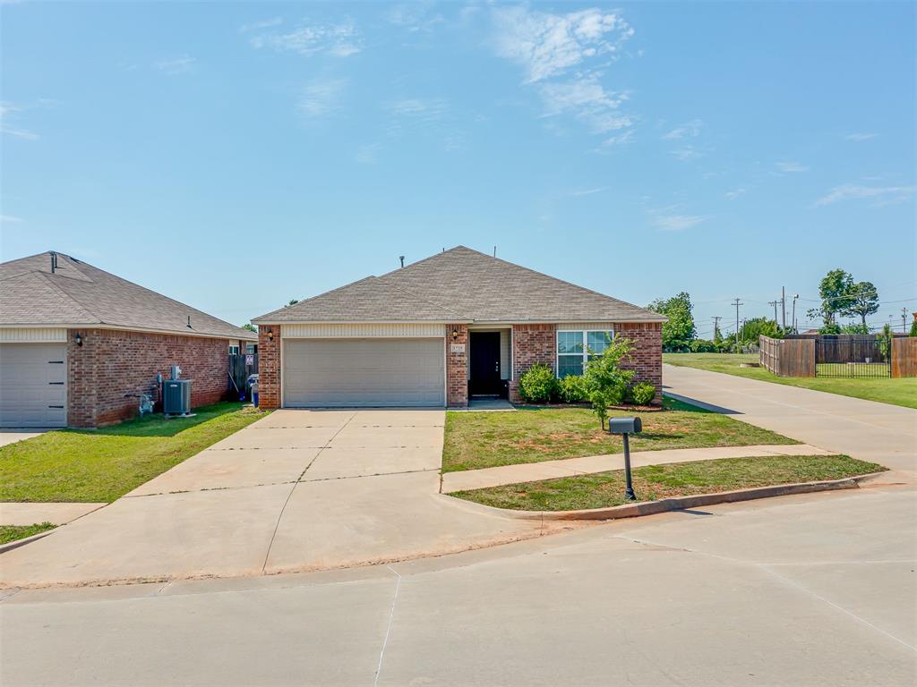 1720 Castle Street Property Photo 43