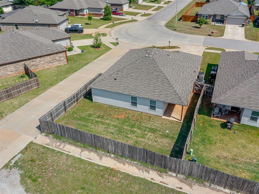 1720 Castle Street Property Photo 46