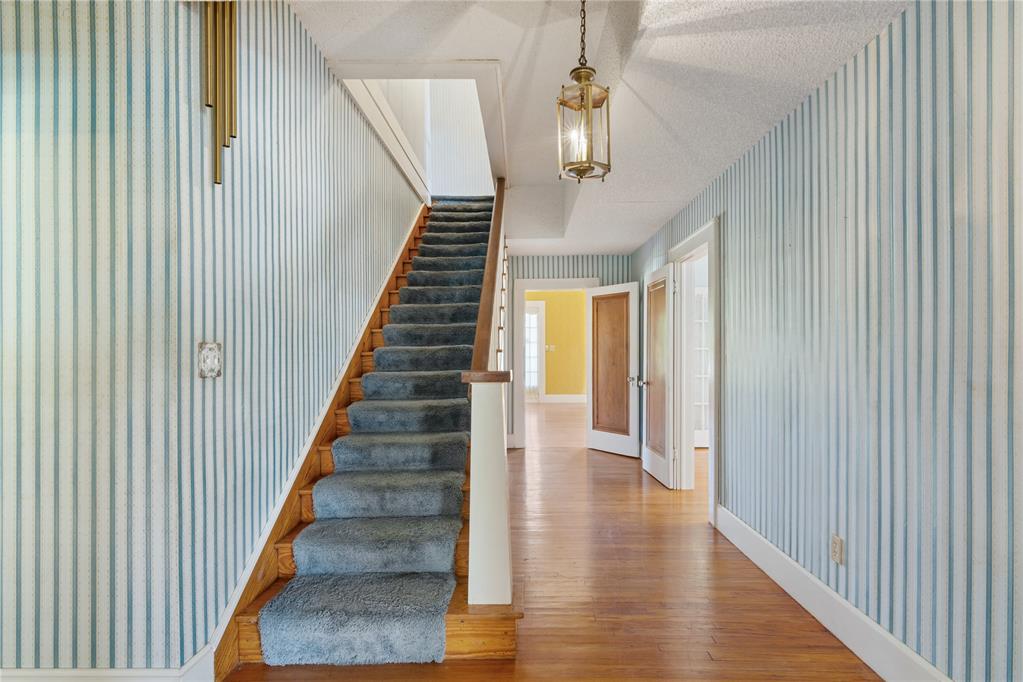 7530 Nw 36th Street Property Photo 9