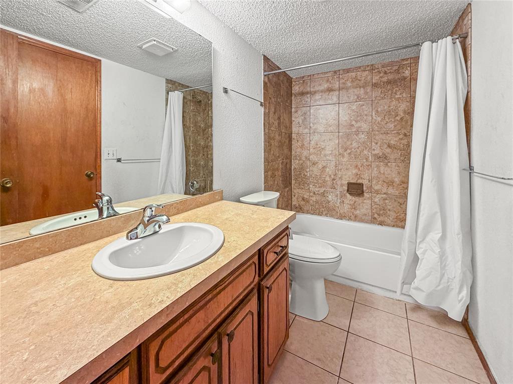 12337 Southgate Drive Property Photo 12