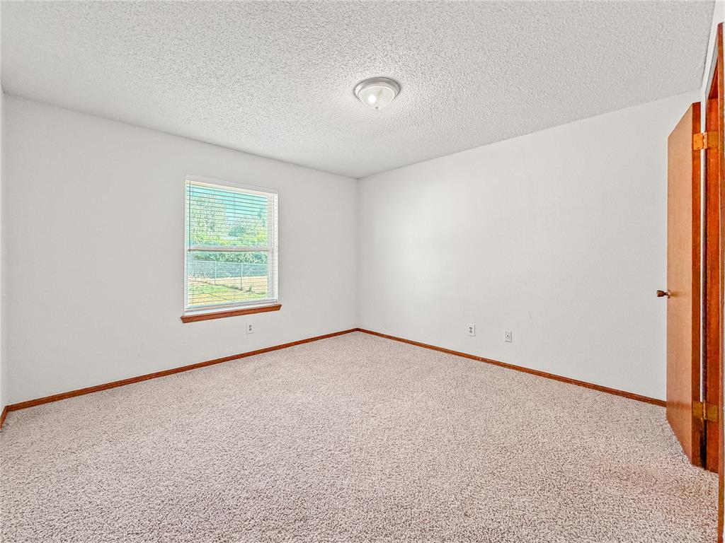 12337 Southgate Drive Property Photo 14