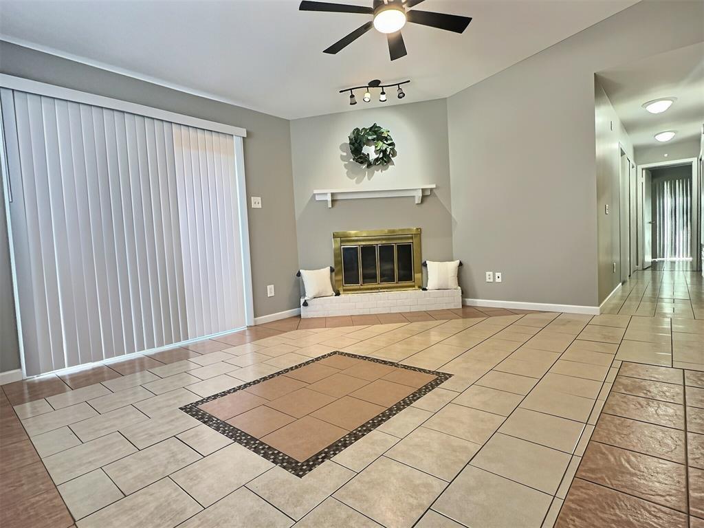 4704 Love Drive Property Photo 3