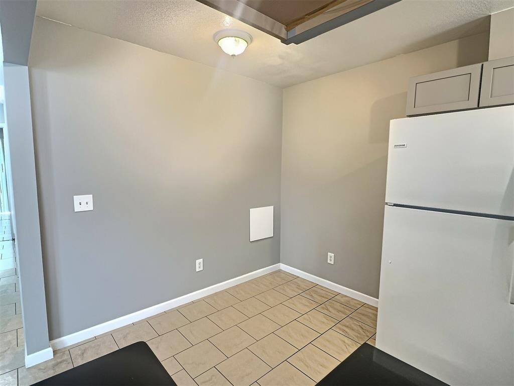 4704 Love Drive Property Photo 6