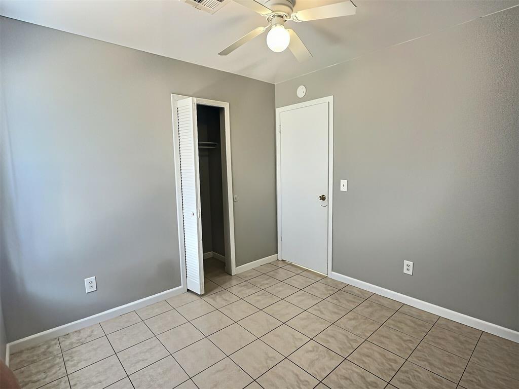 4704 Love Drive Property Photo 10