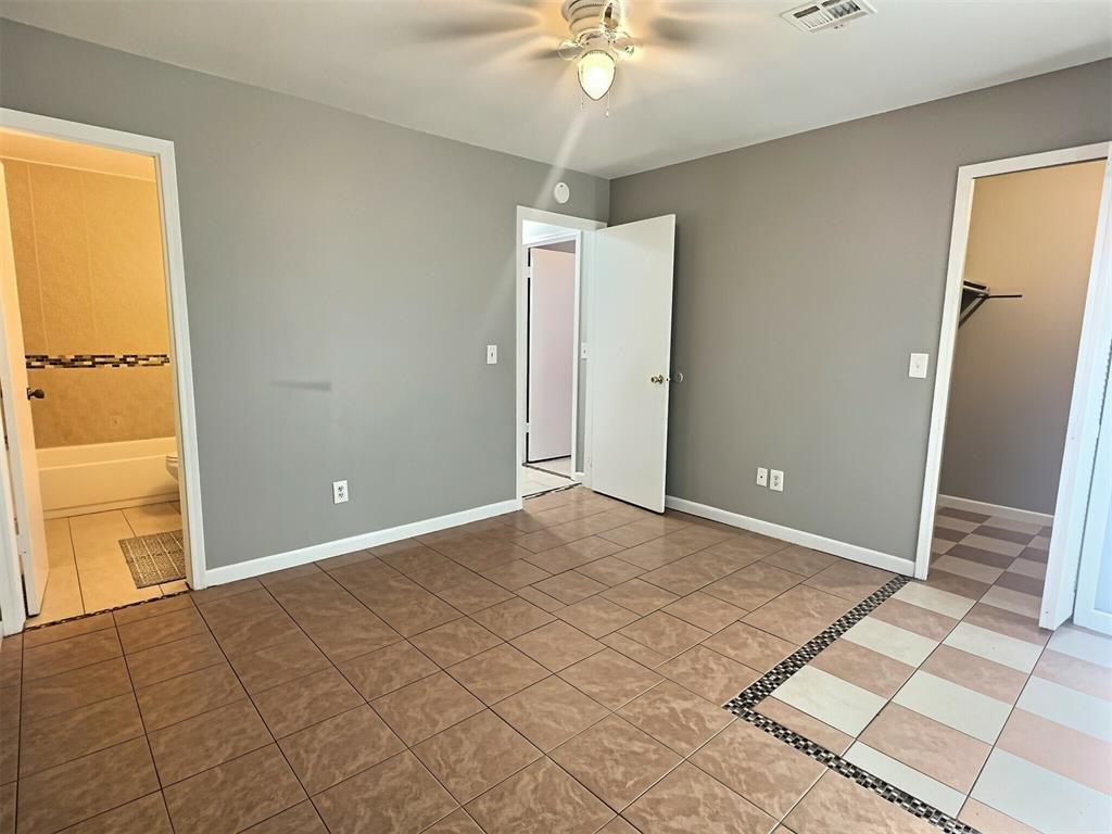 4704 Love Drive Property Photo 11