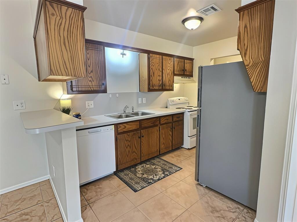 4704 Love Drive Property Photo 15