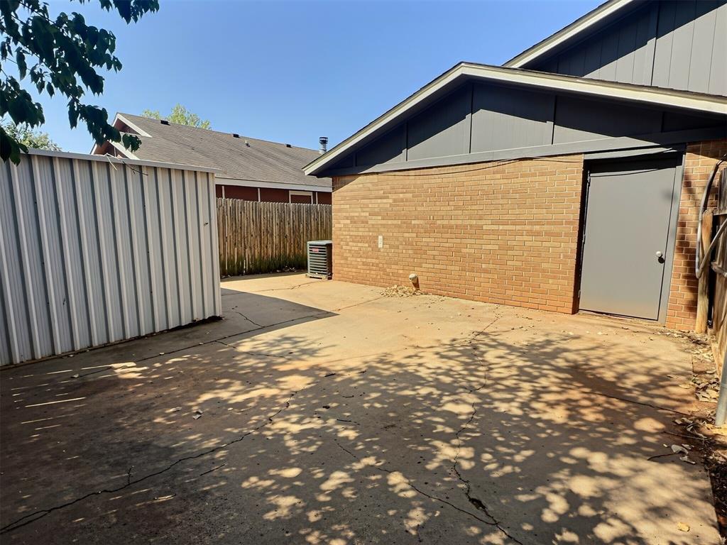 4704 Love Drive Property Photo 22