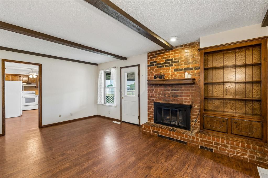 529 S Silver Drive Property Photo 4