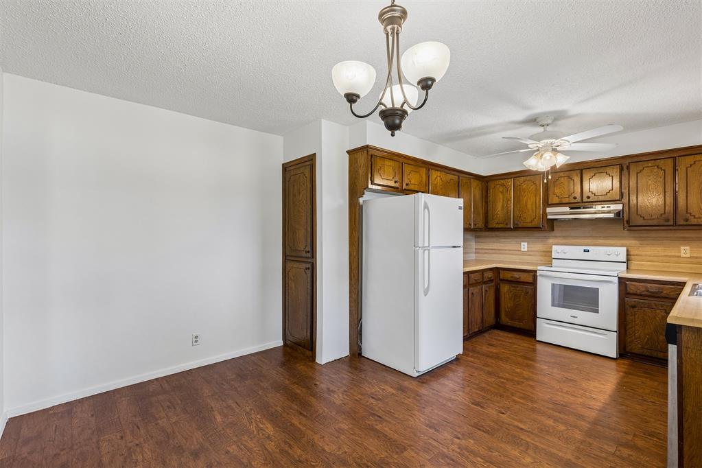529 S Silver Drive Property Photo 10