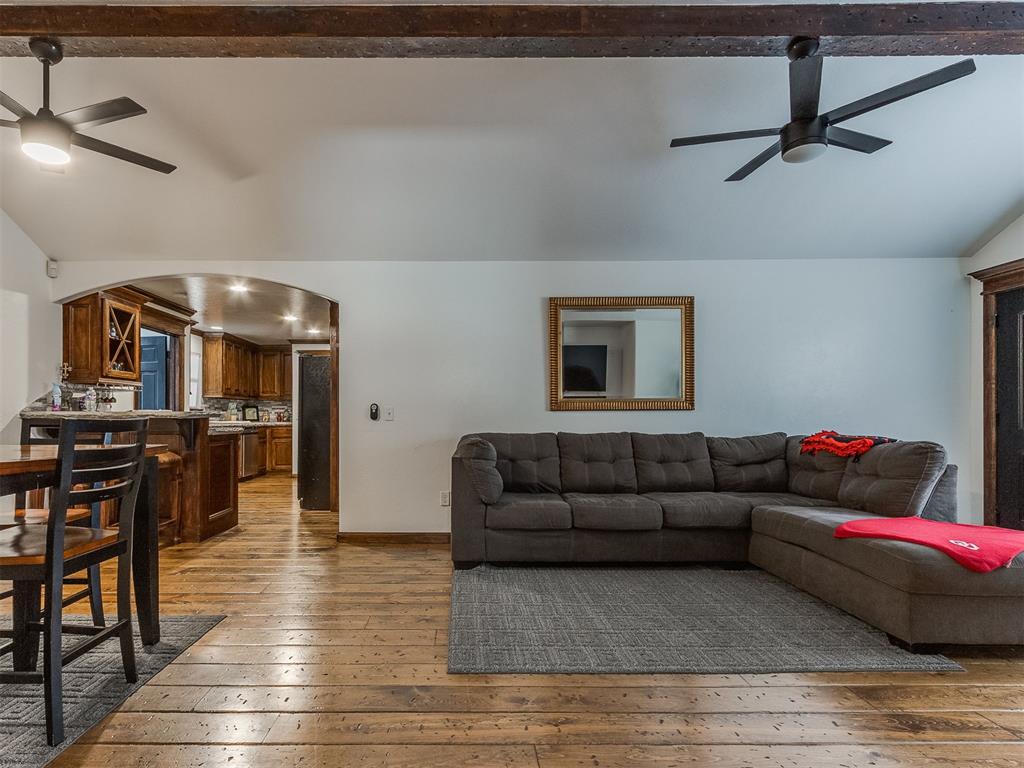 805 Lawton Property Photo 18