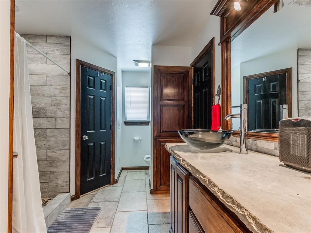 805 Lawton Property Photo 31