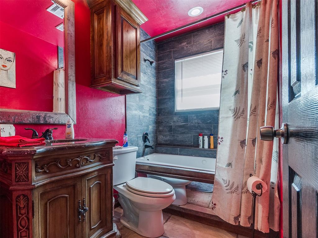 805 Lawton Property Photo 34