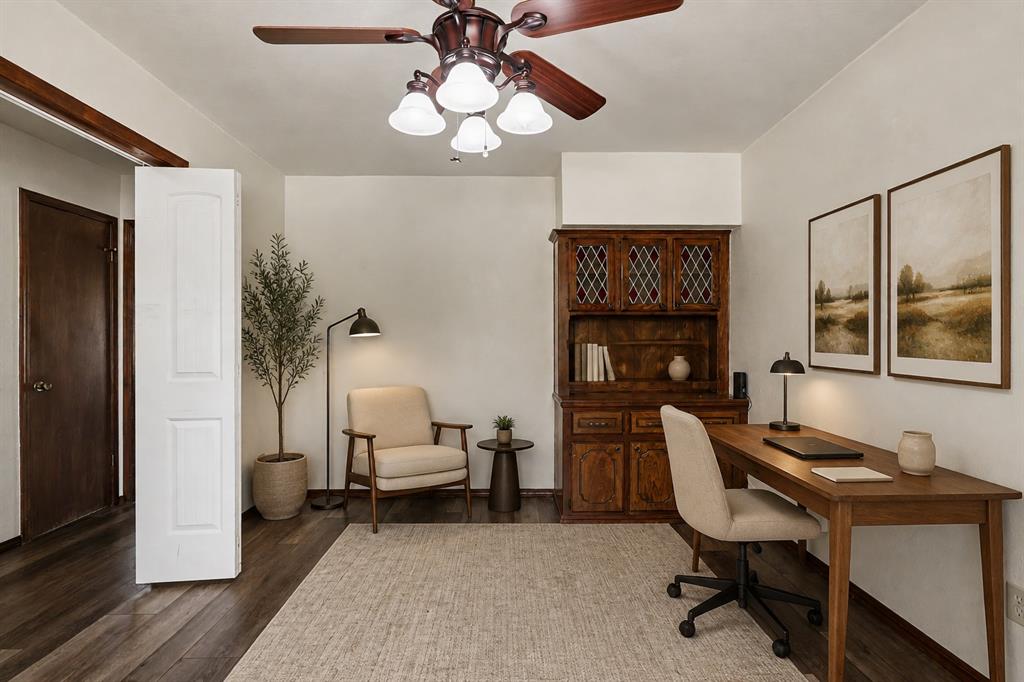 11605 Mackel Drive Property Photo 10