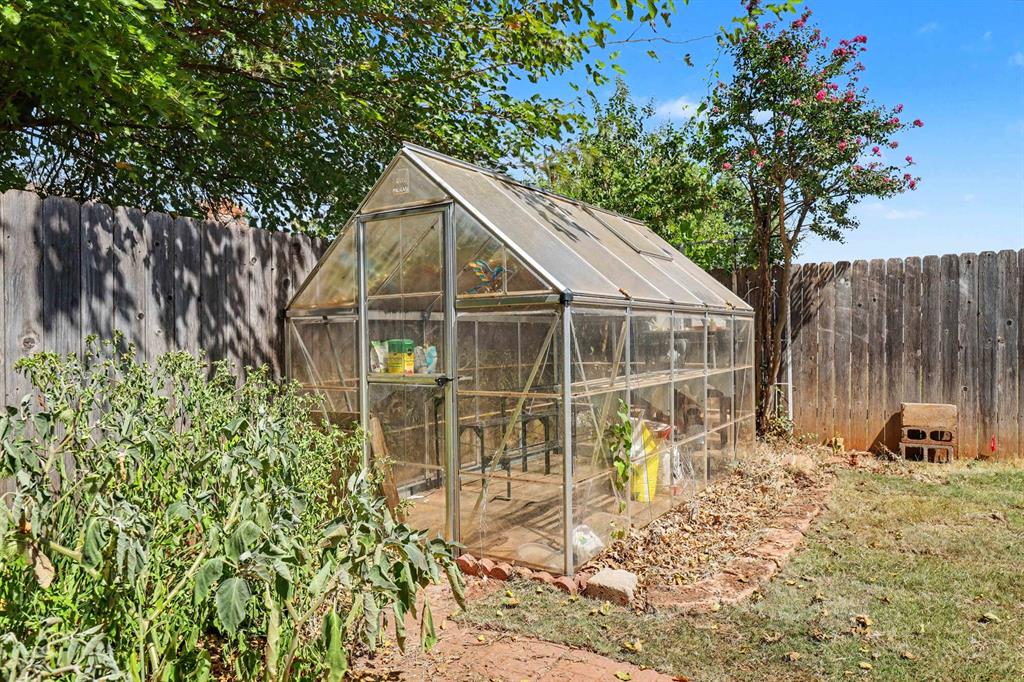 11605 Mackel Drive Property Photo 23