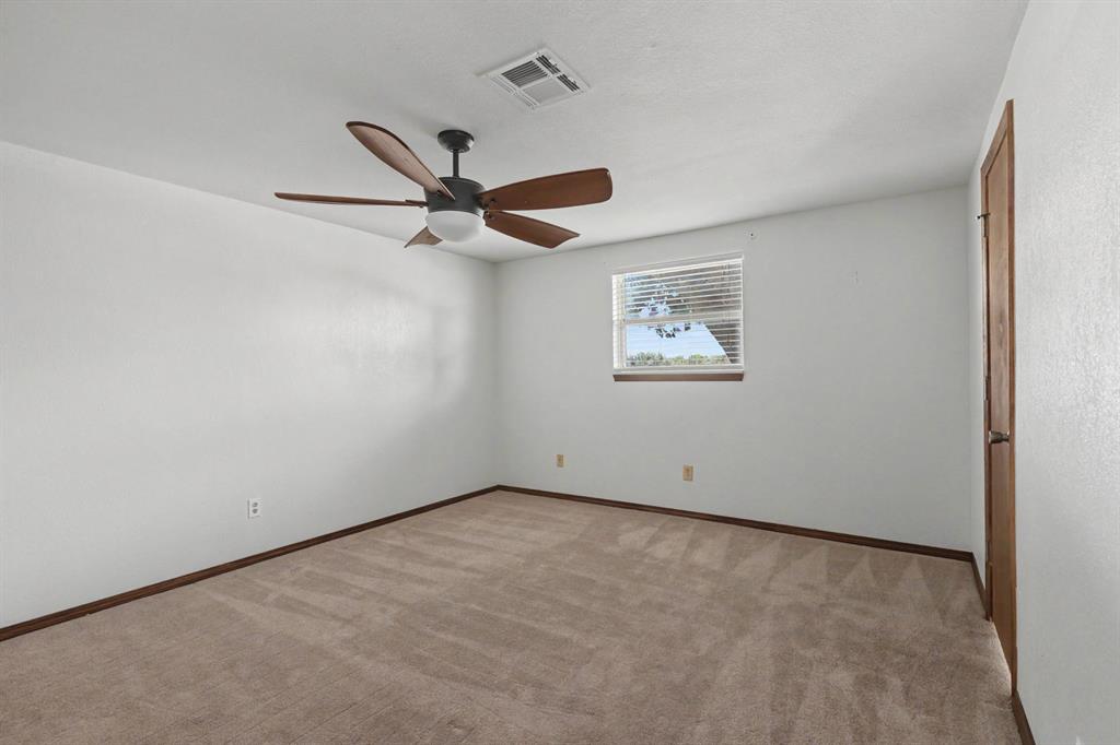 11605 Mackel Drive Property Photo 28