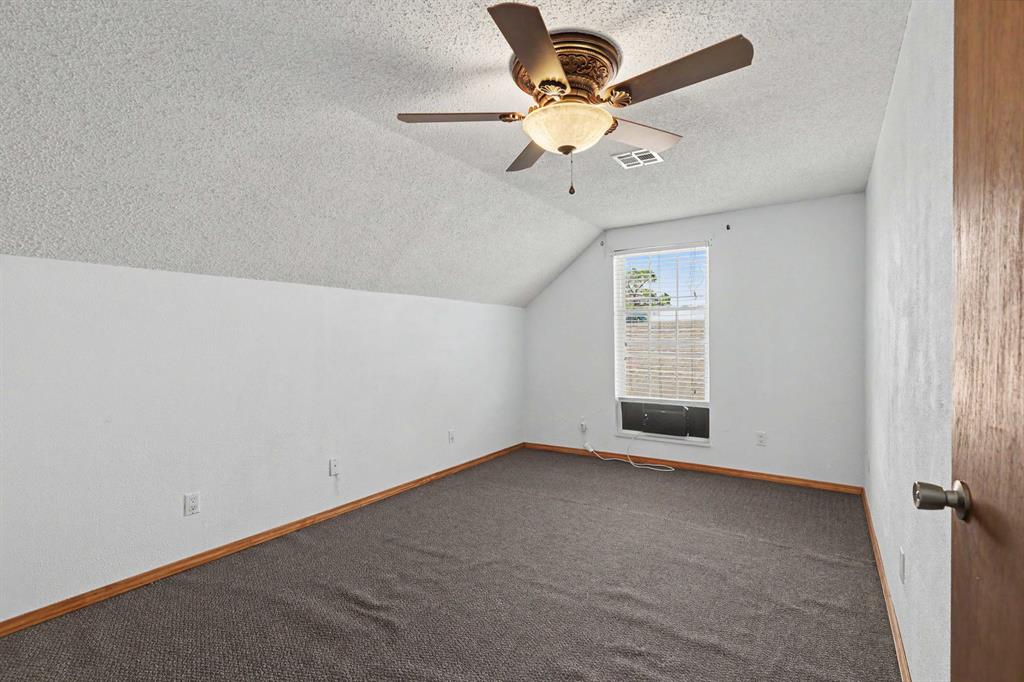 11605 Mackel Drive Property Photo 31