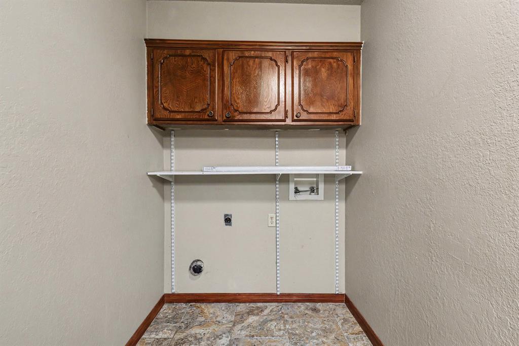 11605 Mackel Drive Property Photo 35