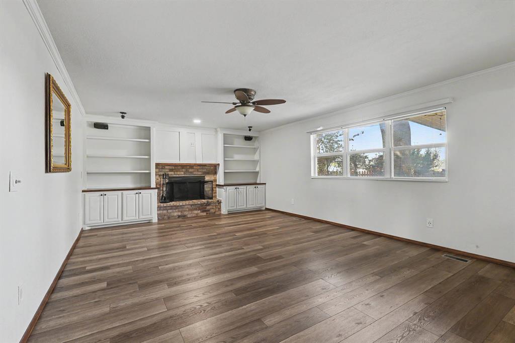 11605 Mackel Drive Property Photo 37